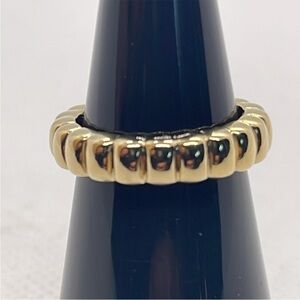 Mejuri Charlotte Slim Ring